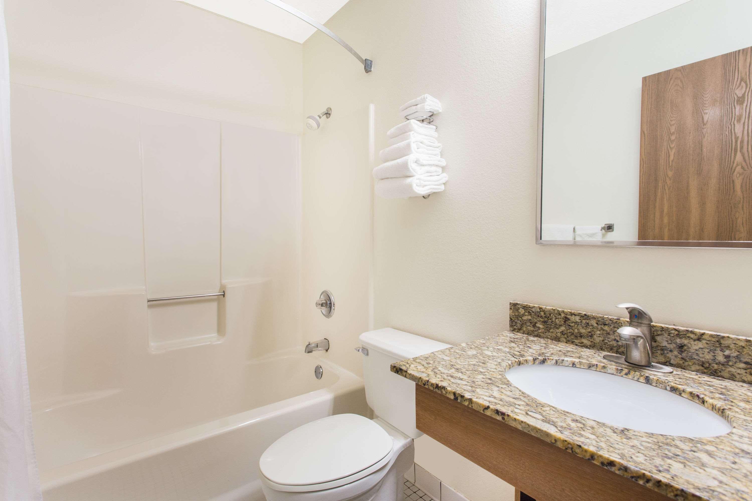 Days Inn By Wyndham Austin Buitenkant foto